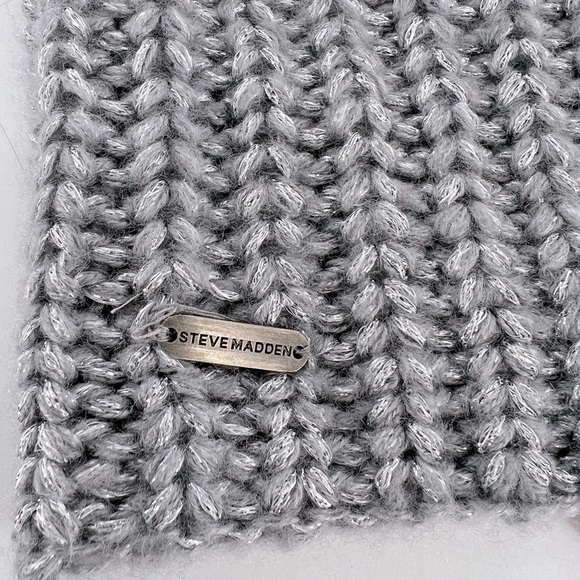 Steve Madden Women's Rise & Shine Snood - Picture 6 of 8